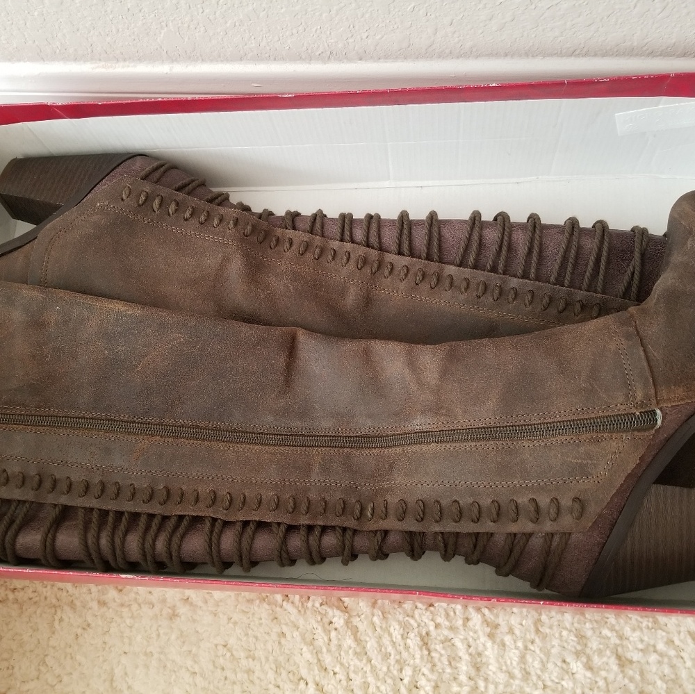 Carlos by Carlos Santana boot 7.5